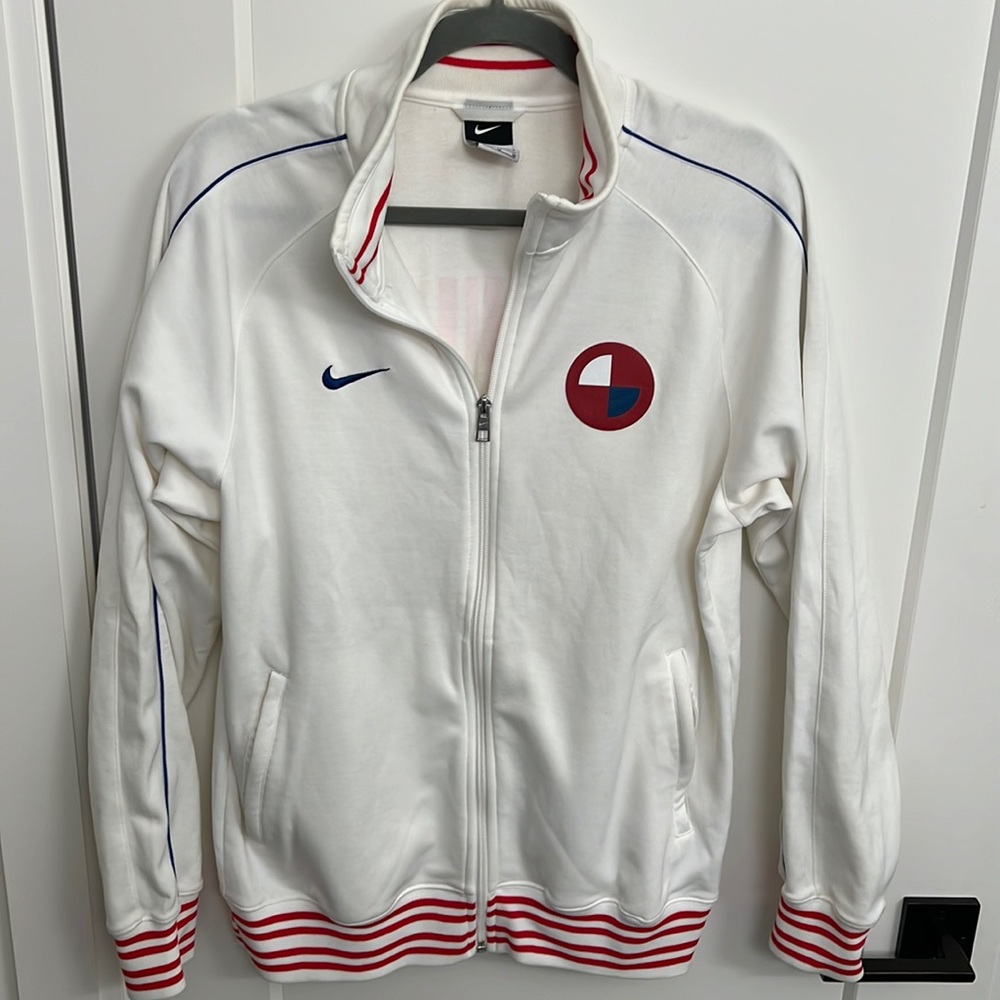 Nike Mens CHILE National Futbol Team Full Zip - Size Medium